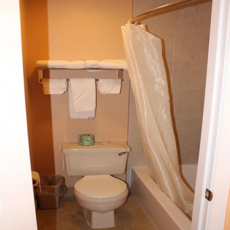 Budget Inn Lynchburg And Bedford Goode Camera foto