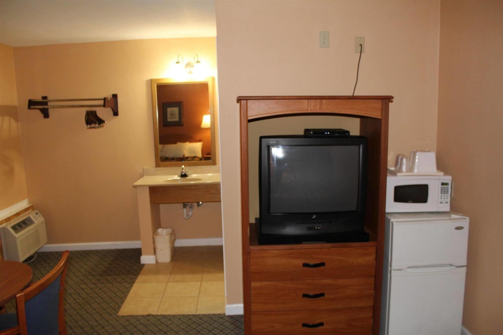 Budget Inn Lynchburg And Bedford Goode Esterno foto